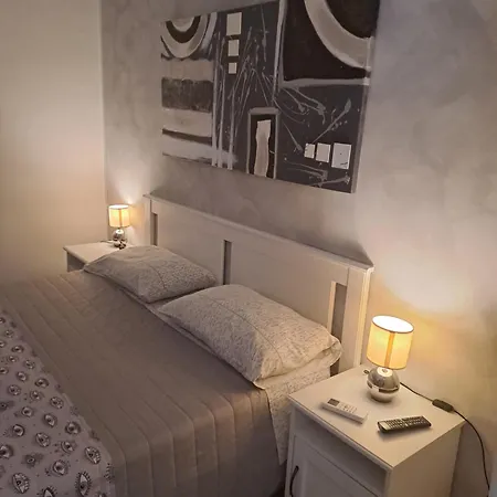 Civico85 Bed & Breakfast Napoli