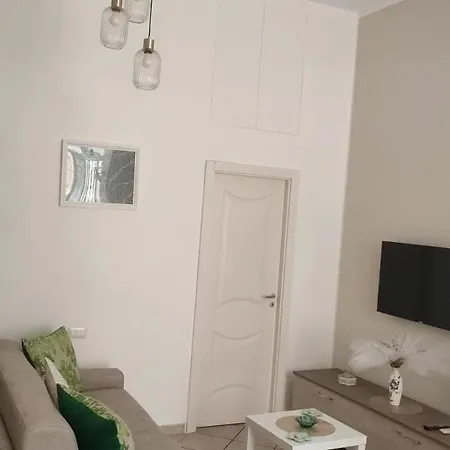 Apartment Cantinho Feliz, Angolo Della Felicita Naples