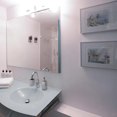 Apartment Alma De Chiaja - Design & Naples