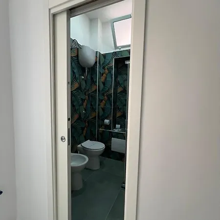Vpm Central Train Station * Неаполь