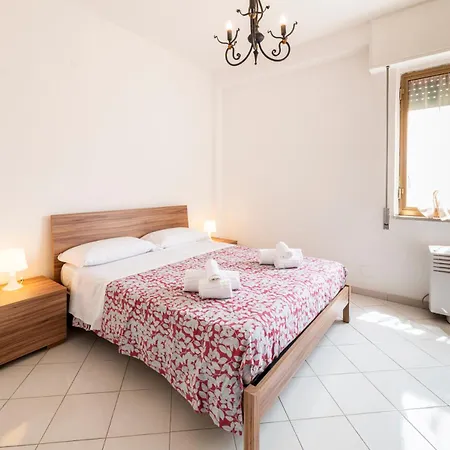 Casa Arenula By Domusextra Apartment Naples