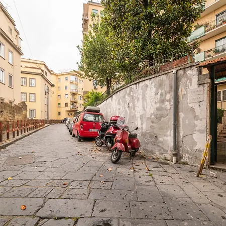 Casa Arenula By Domusextra Apartment Naples