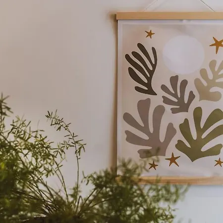 Dreamers' Garden Apartment