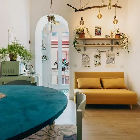 Apartment Dreamers' Garden