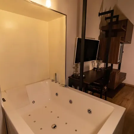 Duomo Luxury B&B 나폴리