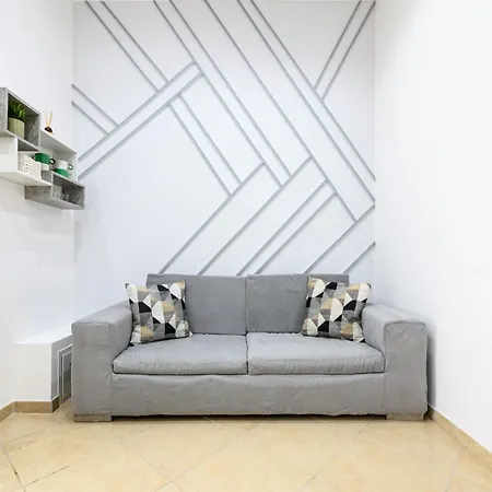Giordano Center Неаполь
