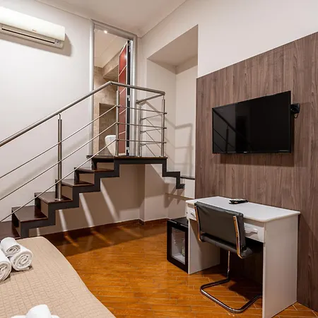 Diamond Hotel 3*
