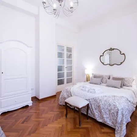 Apartment Carita Grandi Residenze Naples