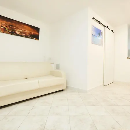 Appartamento House Tarsia By Napoliapartments Napoli