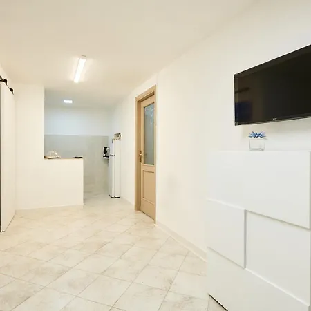 House Tarsia By Napoliapartments Appartamento