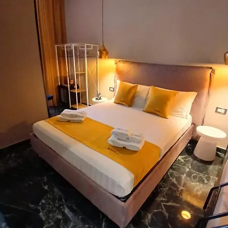 Lucignoloroom Stazione Guest house Naples