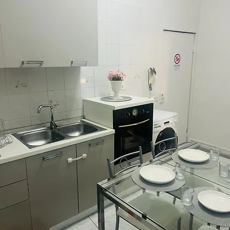 Tiffany House Apartment Naples