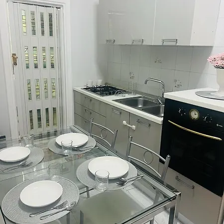Apartment Tiffany House *