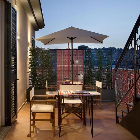 Affittacamere Galleria Port'alba - & Rooftop *