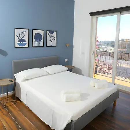 Guest house Marina 8 *