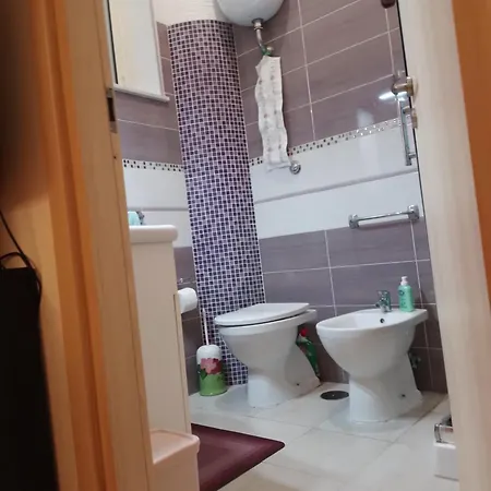 Donnalbina House Apartment *