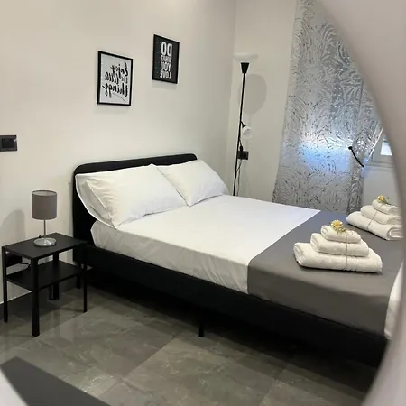 Louis Helen Apartment