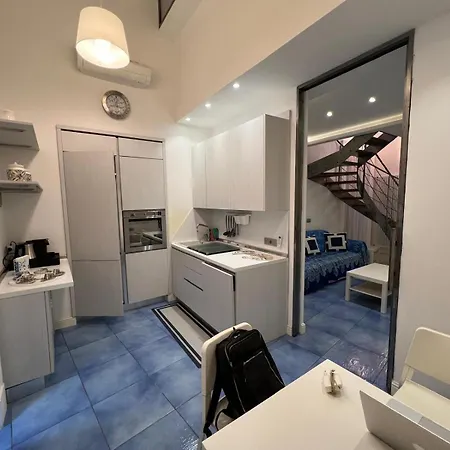 Apartment Dea Plebiscito - Donna Elena Plebiscito Naples