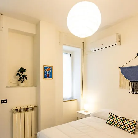 Apartment Via Mezzocannone 97