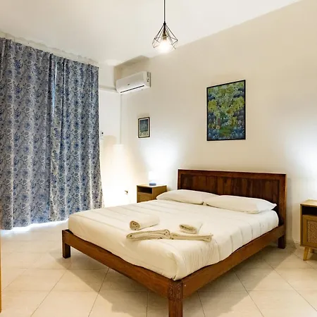 Apartment Via Mezzocannone 97