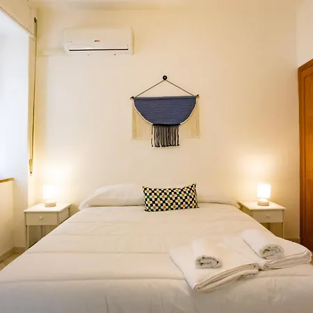 Via Mezzocannone 97 Apartment Naples