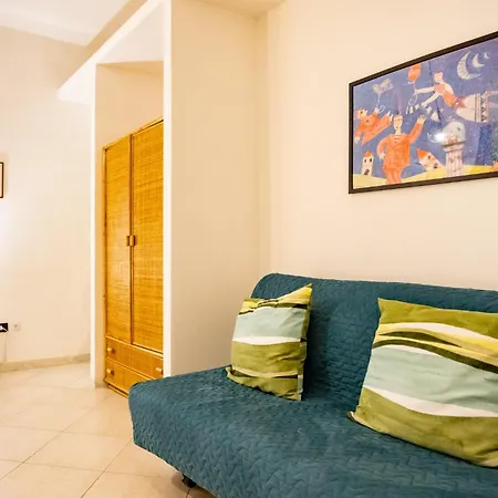 Via Mezzocannone 97 Apartment