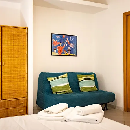 Apartment Via Mezzocannone 97