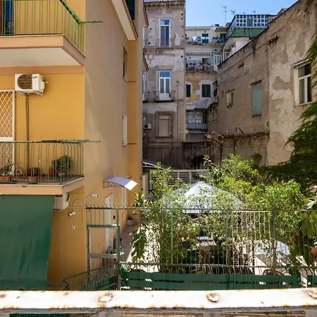 Via Mezzocannone 97 Apartment *