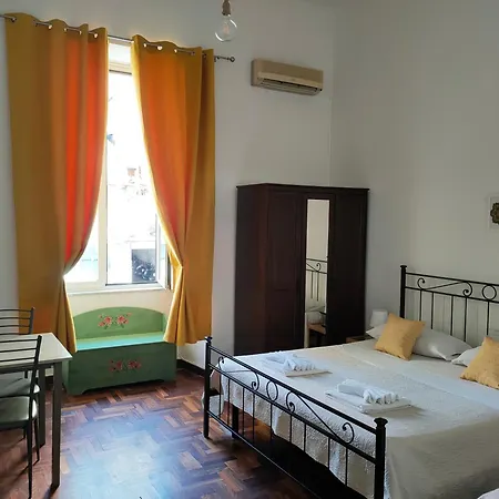 Centro Casa Annina Close To Toledo St * Neapel