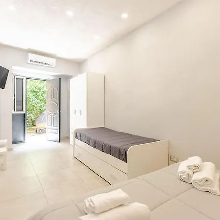 Noble Loft In Historical Building - 800m Subway Apartment *