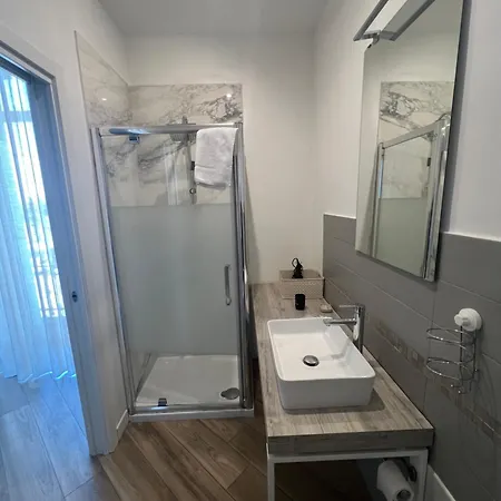 Garibaldi Guest house Naples