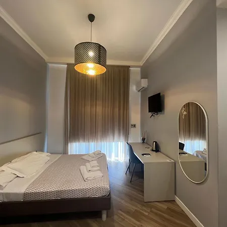 Garibaldi Guest house