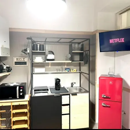 Monacos And Food Apartment Naples