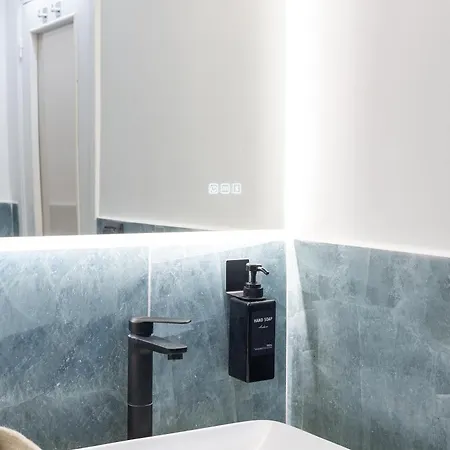 J-appartment Toledo アパート ナポリ