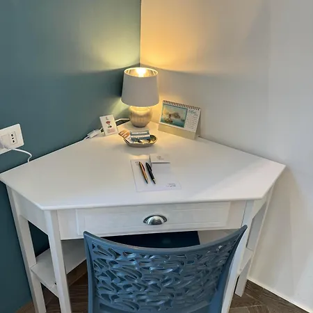 Serghouse Naples