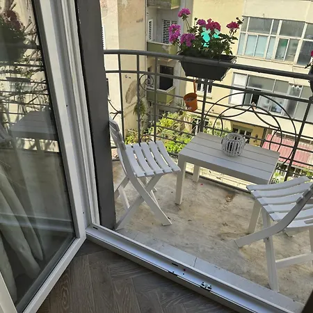 Serghouse Bed & Breakfast