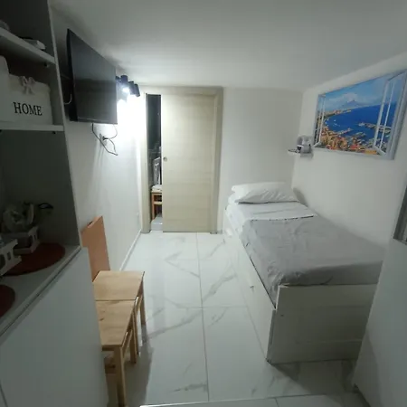 Dana House