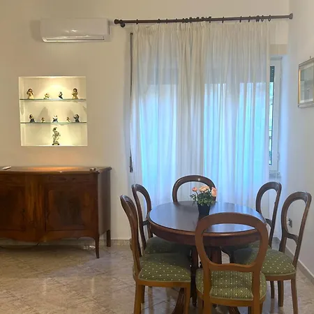 Family House Vomero Apartment