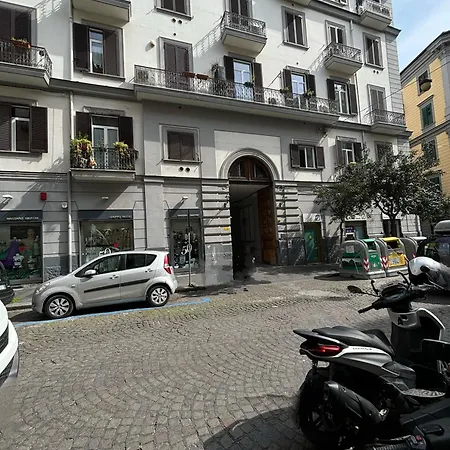 Adrian's Guests House * Naples