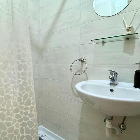 Casa vacanze Metro Dante - Umile Abitazione A 3 Minuti Dalla Fermata Della Metropolitana