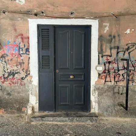 Casa vacanze Metro Dante - Umile Abitazione A 3 Minuti Dalla Fermata Della Metropolitana