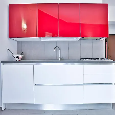 Casa Paola - Materdei & Salvator Rosa Metro Apartment Naples