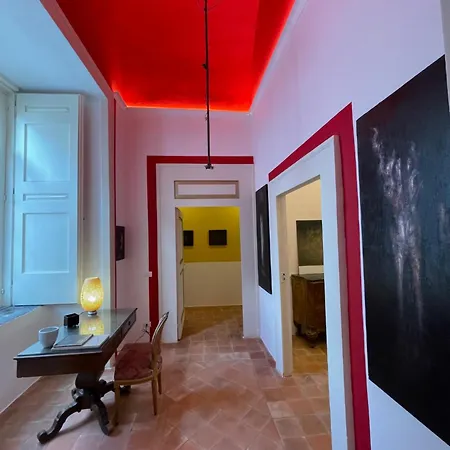 The Royal Gallery Loft In Xvi Century Palace - City Historical Center - Downtown Naples