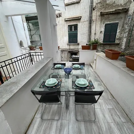 Holiday home The Royal Gallery Loft In Xvi Century Palace - City Historical Center - Downtown