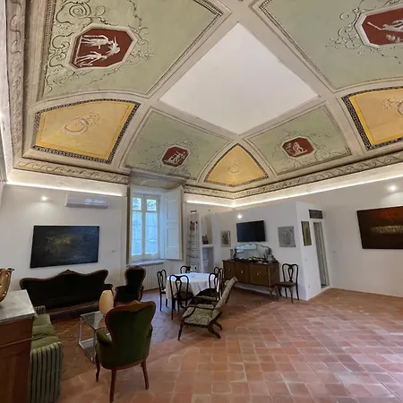Holiday home The Royal Gallery Loft In Xvi Century Palace - City Historical Center - Downtown Naples