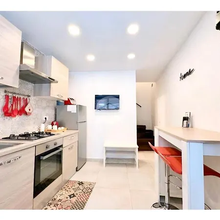 La Casetta Su Spaccanapoli Holiday home *