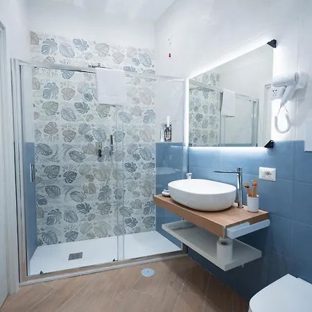 Nazzarooms *