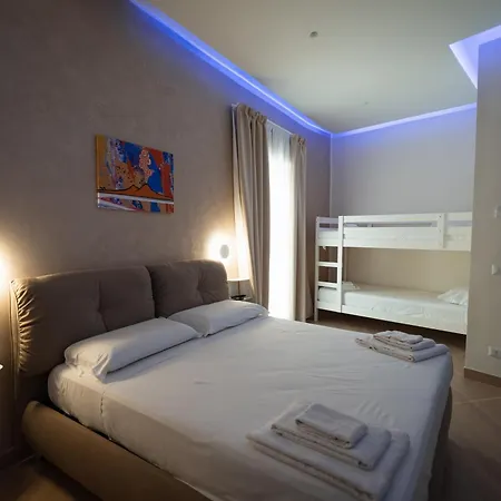Nazzarooms * Naples