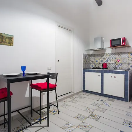 Casetta Aurora Apartment Naples