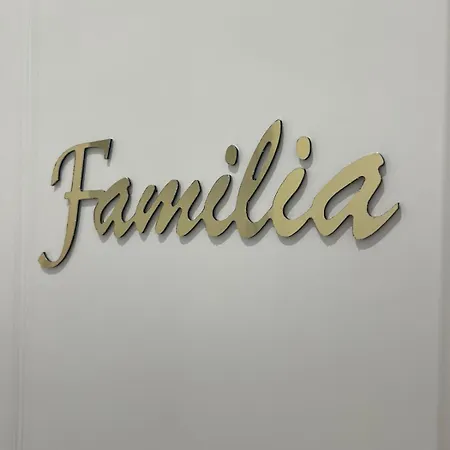 Familia